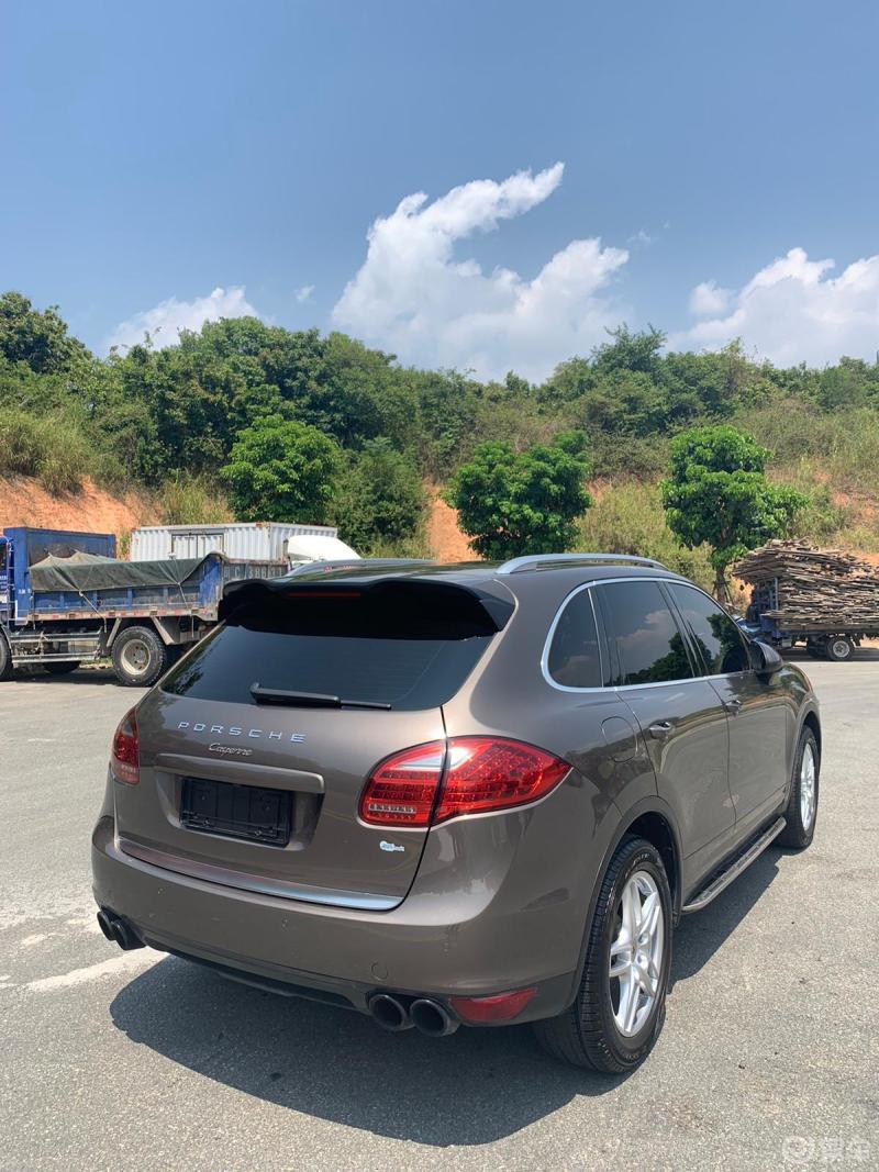 13年保时捷卡宴