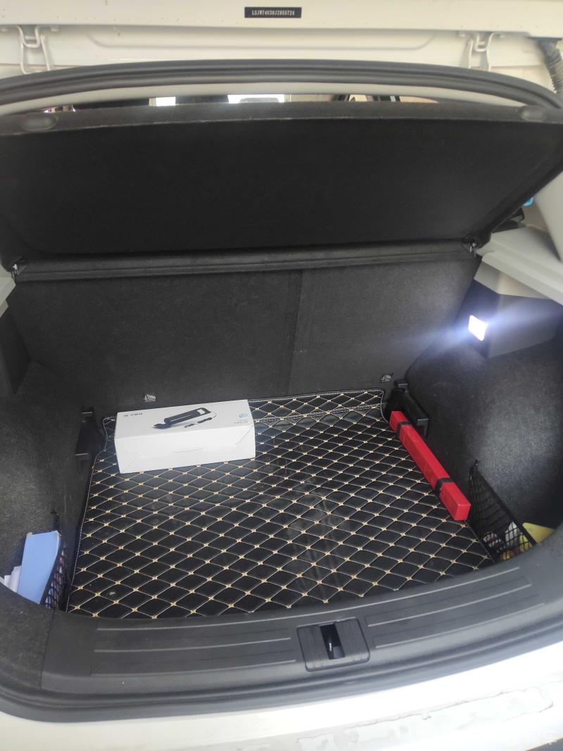 名爵zs用车今天带大家看看名爵zs的后备箱车友们应该都知道suv比轿车