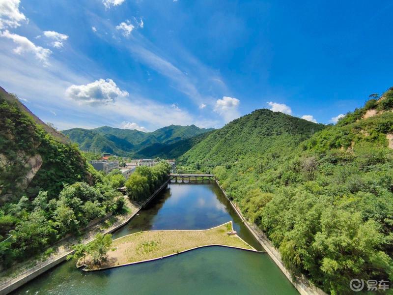 楼主充完电后去附近水库晒太阳