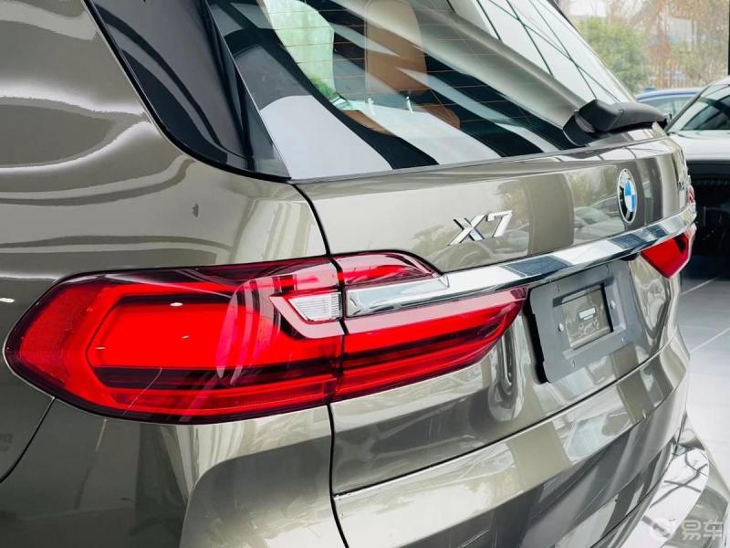 x7豪华1268(六座)曼哈顿灰 松露褐_宝马x7社区_易车社区