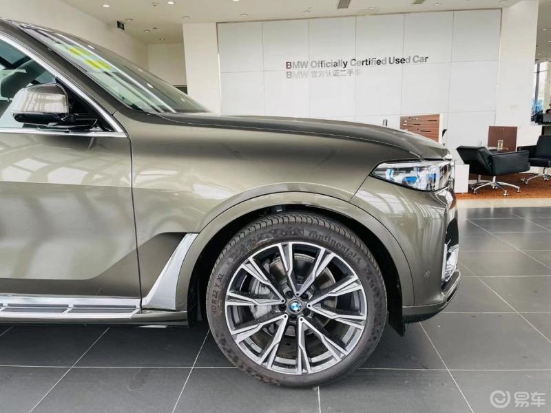 x7豪华1268(六座)曼哈顿灰 松露褐_宝马x7社区_易车社区