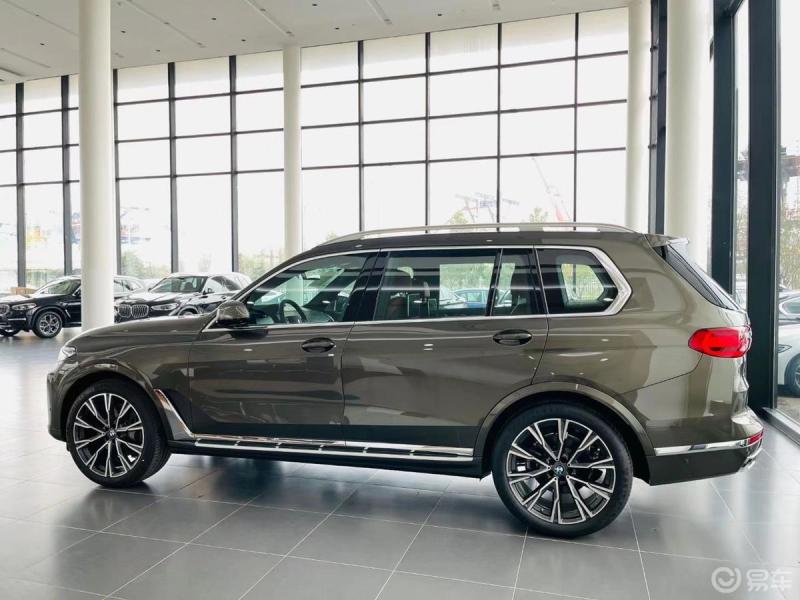 x7豪华1268(六座)曼哈顿灰 松露褐_宝马x7社区_易车社区