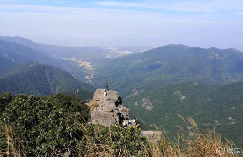 谢岗银瓶山图片