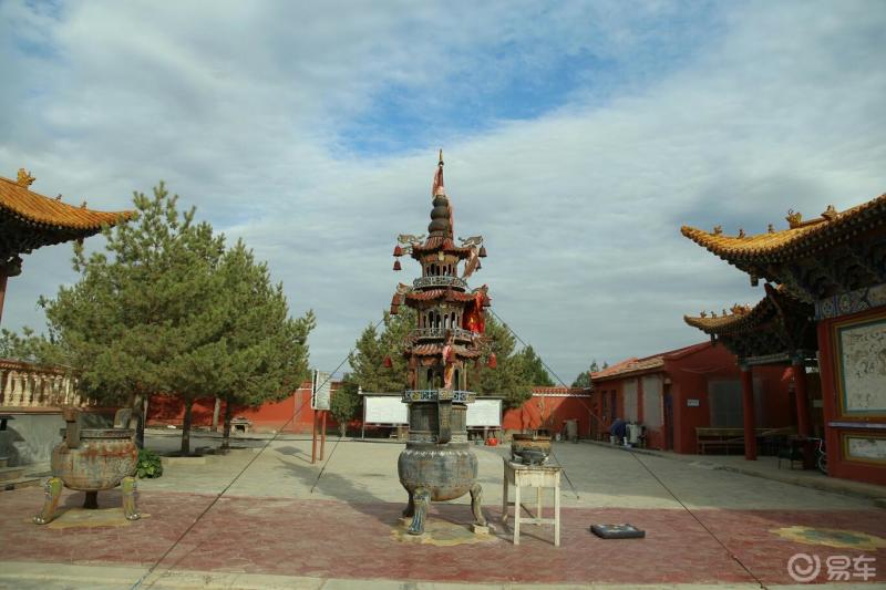 2020我与爱车的点滴国庆节的时候开车去了趟民勤苏武庙那里的沙漠改造