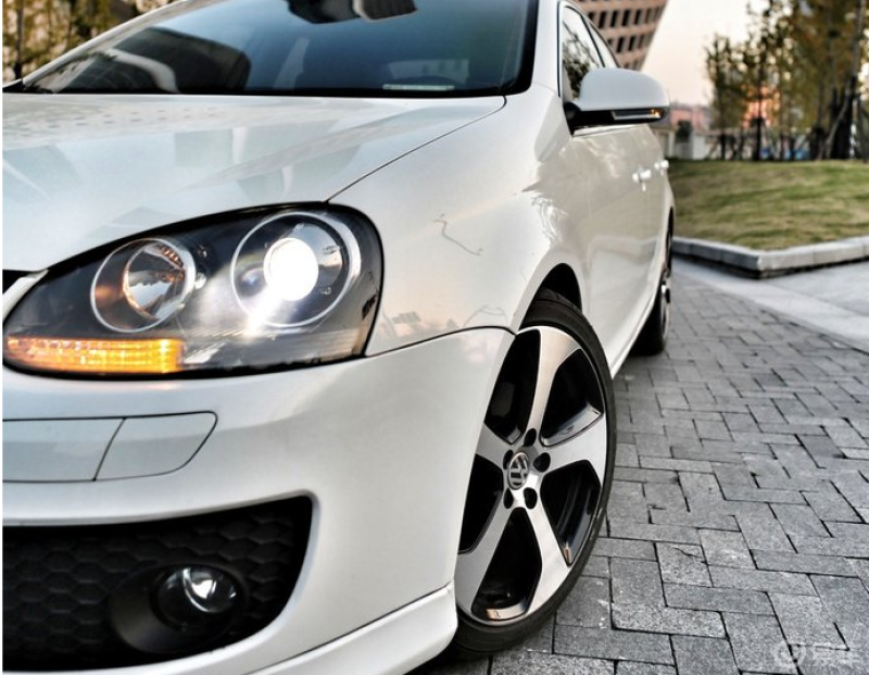 白色速腾冠军的改装记