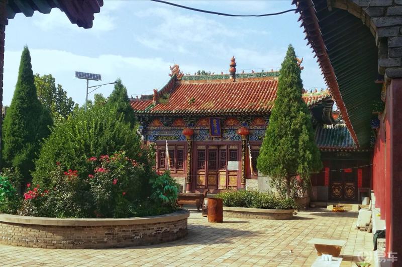 洪洞古历山印象洪洞古历山又名英神山,位于洪洞县城西20公里处的吕梁