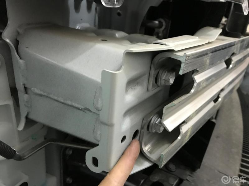 眼见为实亲眼见到的全新卡罗拉前后防撞梁用料讲究诚意满满