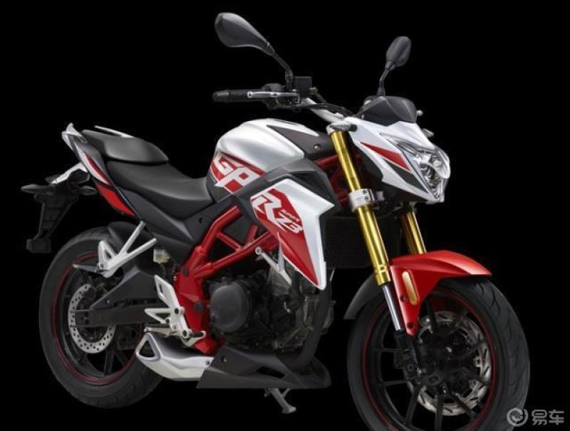 很喜欢这辆车尤其是外观设计非常漂亮整车线非常精巧坚固的外装红框