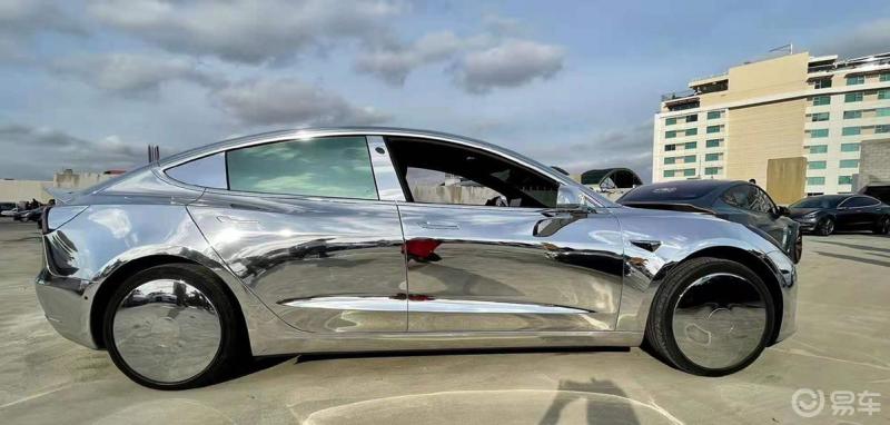 镜面车衣,亮瞎眼不是传说了…现在车衣和改色价格差很多