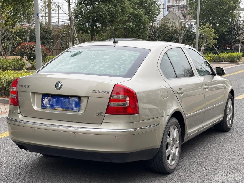 07膫5 斯柯达明锐 自动挡天窗 车况原版 2.0排量 一手车 后排遮阳