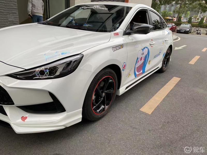 名爵五全车包围搭配四出排气无损安装有兴趣改装的朋友们可以联系我改