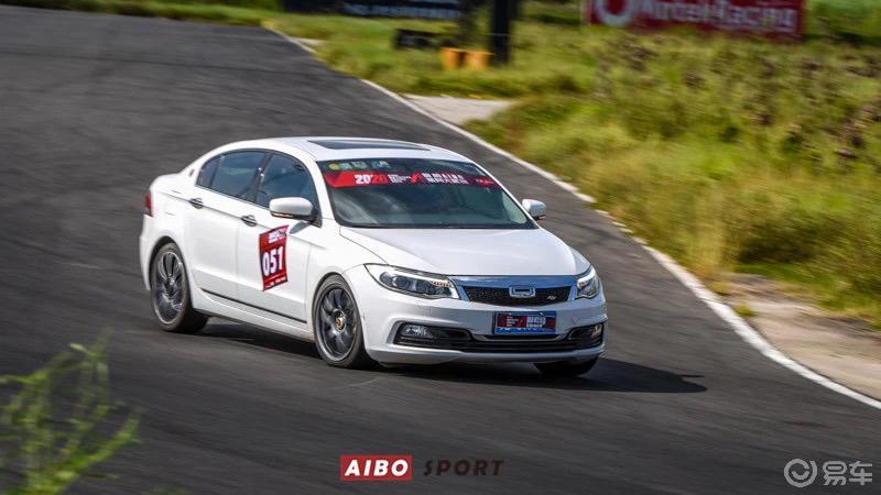 补发轻度改装观致3捞得爱柏杯福岗站组别冠军