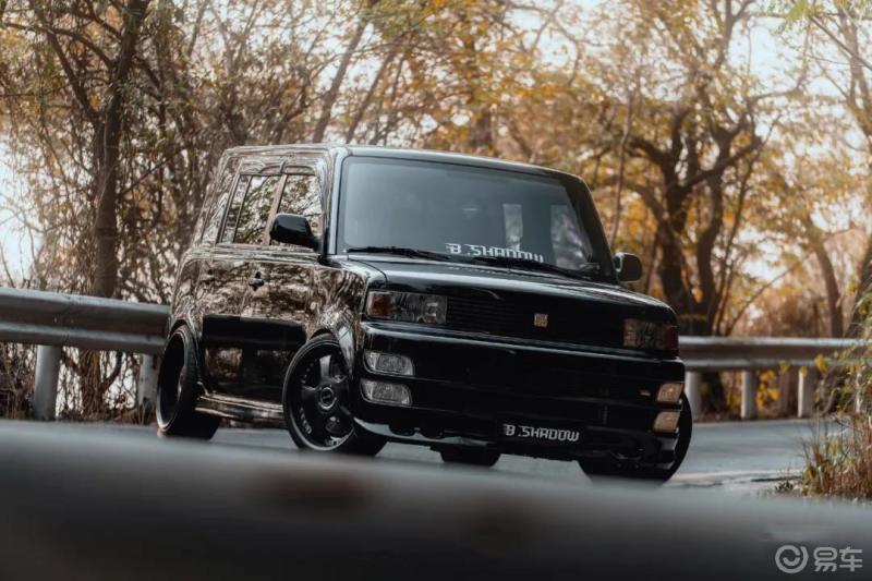 长城酷熊改装披上一身帅气的西装做黑武士可真够酷的