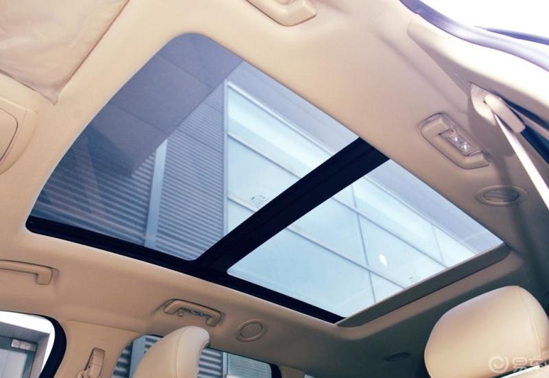 现代名图这个天窗异响是老生长谈了,其实所有是全景天窗的车都会响