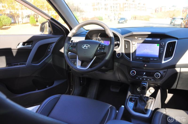 现代ix25的中控台