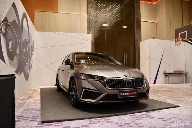 终于能近距离触摸它全新明锐a8