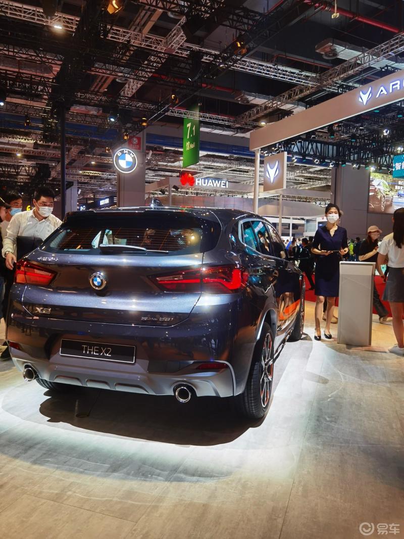 潮玩 宝马 the bmw x2 凹造型