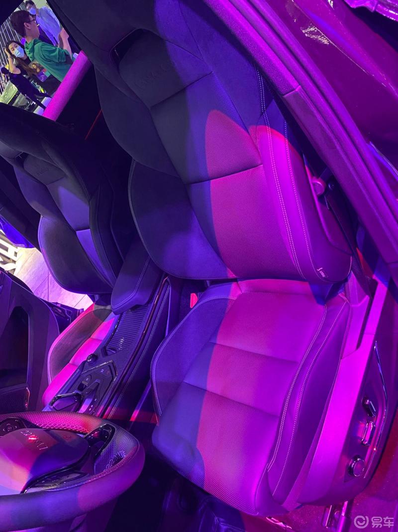 没电也省油领克01phev实力与颜值并存