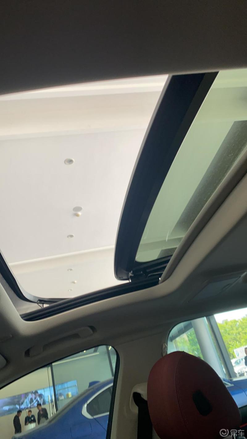 亲爱的车友们21款530li前排的天窗不能完全打开吗我的只能打开3分之2