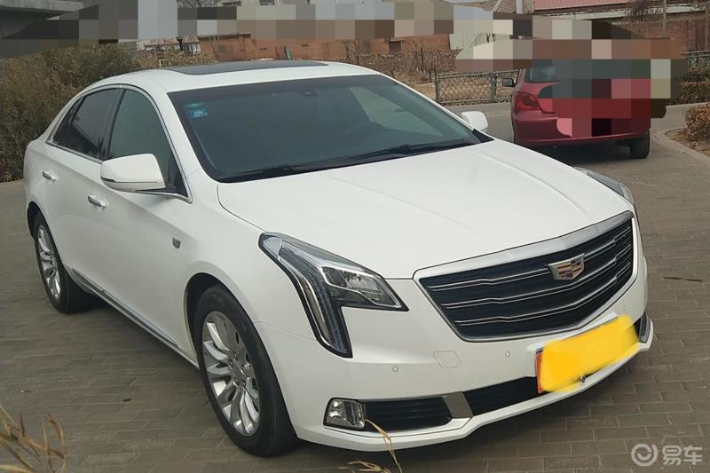 凯迪拉克xts精英版白色