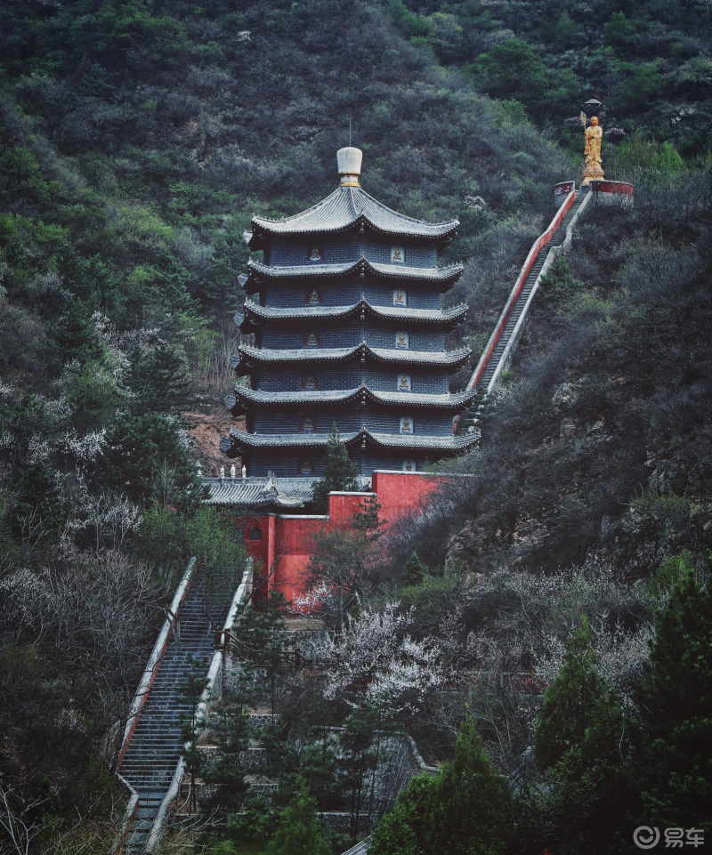 樓主北京打卡網紅聖地白瀑寺車神殿