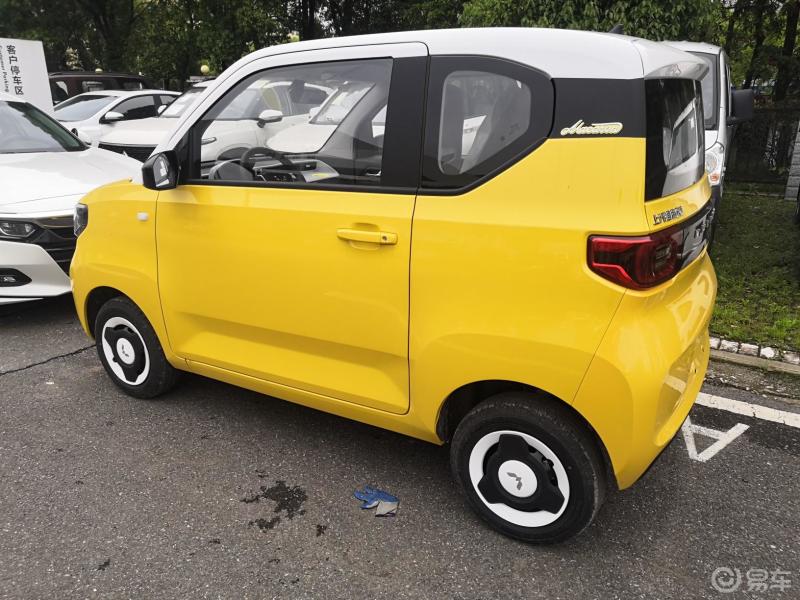 看看新款宏光mini电动车马卡龙