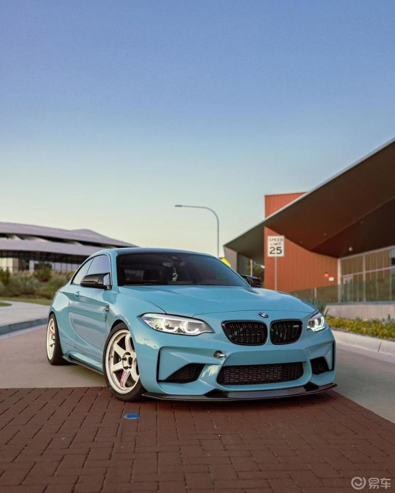 宝马m2m2cf87改装mtcdesign碳纤维小包围空力套件案例