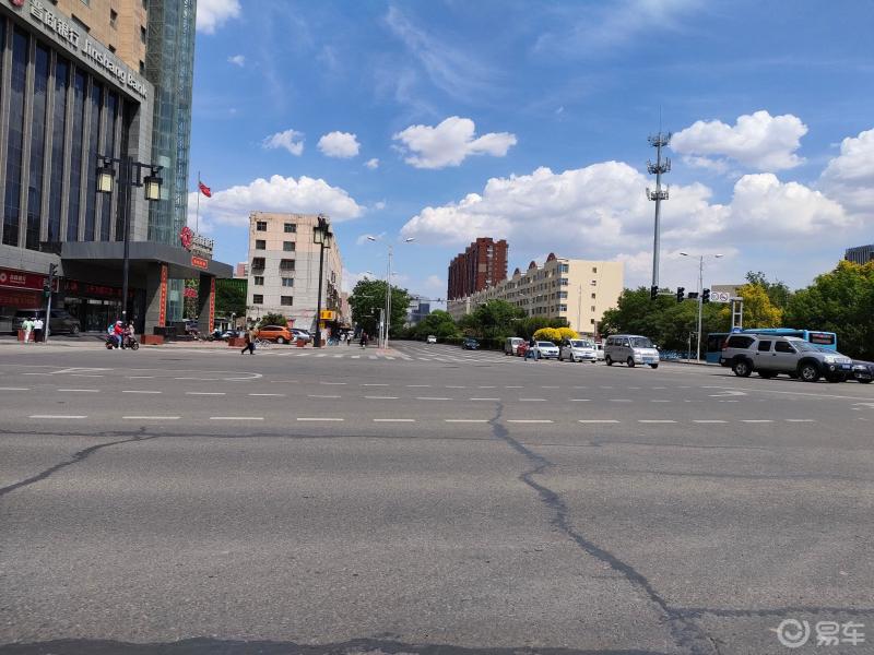 车主聊早晚高峰大同市城区魏都大道浩海岗路口下午5点40分左右就这