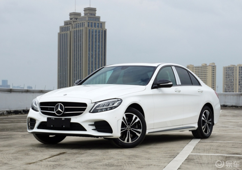 汽车也开始看脸吃饭了车型奔驰c260l奔驰c的外观设计风格是非常成功的