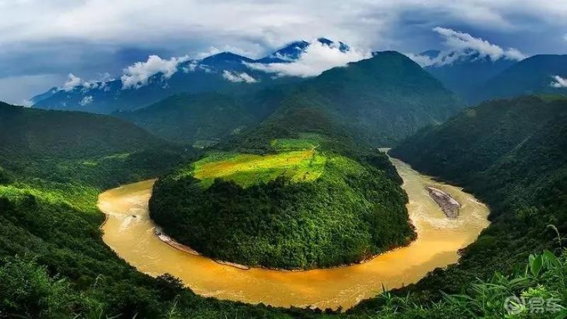 雅鲁藏布江大峡谷中国国家地理评它为中国最美峡谷