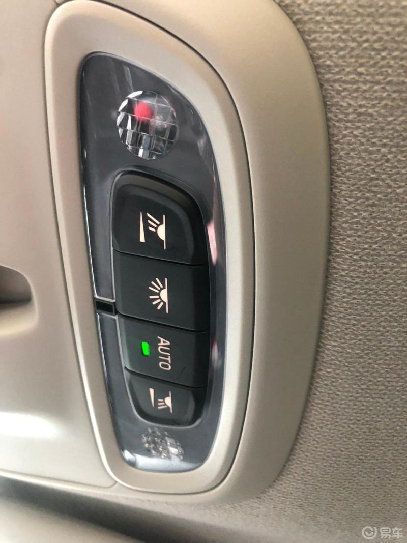 沃尔沃用车记oncall服务可以远程解锁启动开始驻车空调还有紧急救