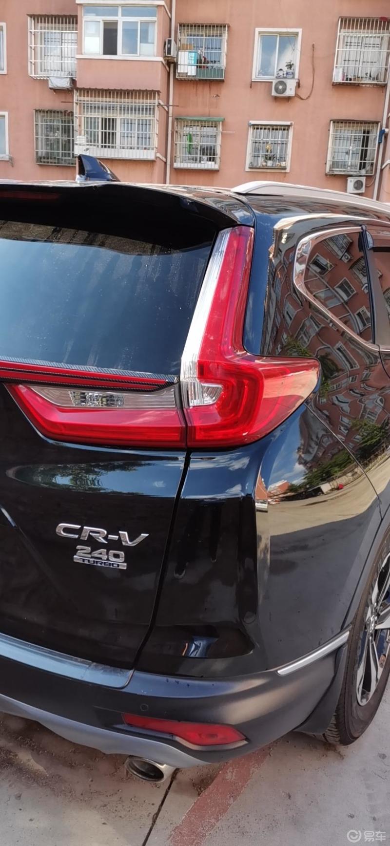 crv的尾灯我是真的喜欢,再配上我的贯穿尾灯,我真的是太喜欢了,给人一