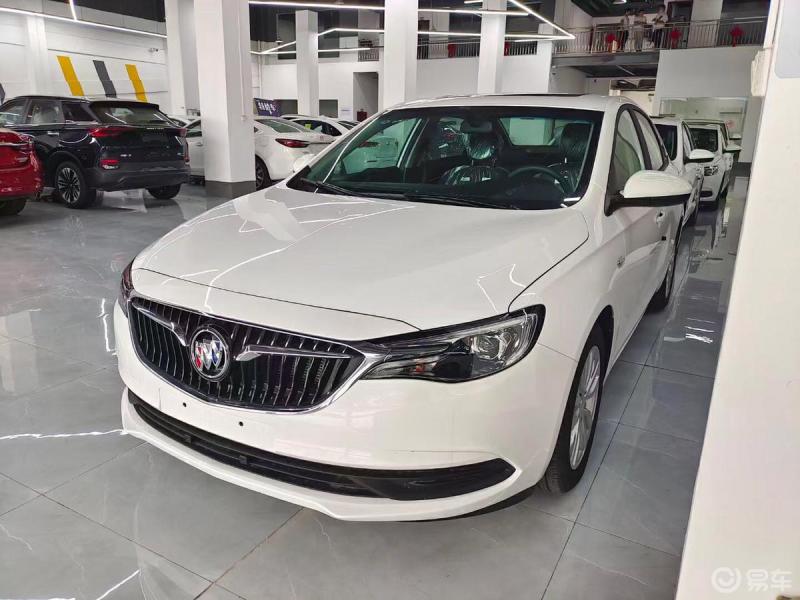 2020款 英朗典范1.5l精英型,指导价12.59万现在包牌包提档8.58万