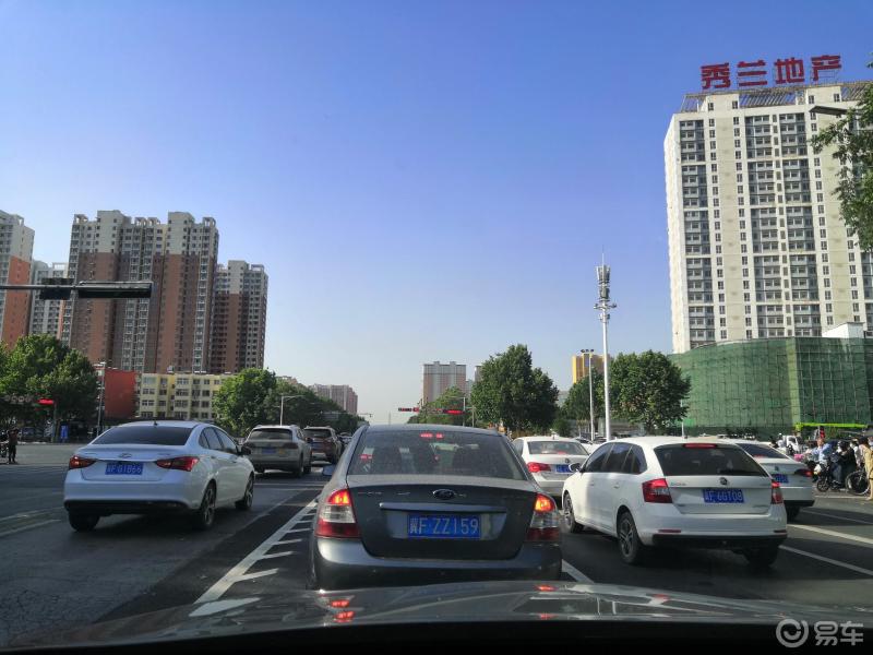 车主聊早晚高峰河北保定早高峰7点40乐凯大街堵车100米