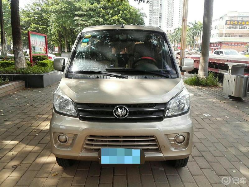 汽车也开始看脸吃饭了# 17款新龙马启腾m70新车外观上依旧采用了简约