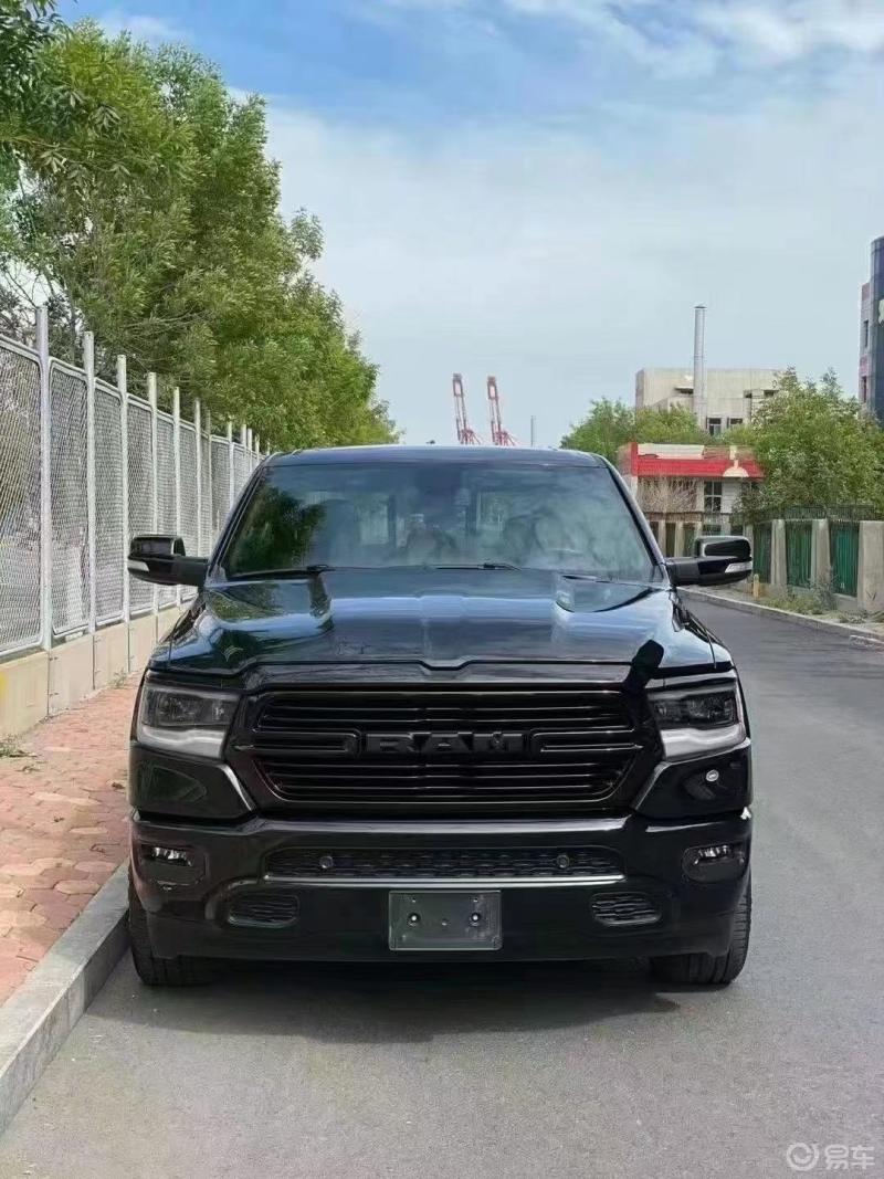 汽车也开始看脸吃饭了2020款道奇公羊运动外观设计极具冲击感前倾式