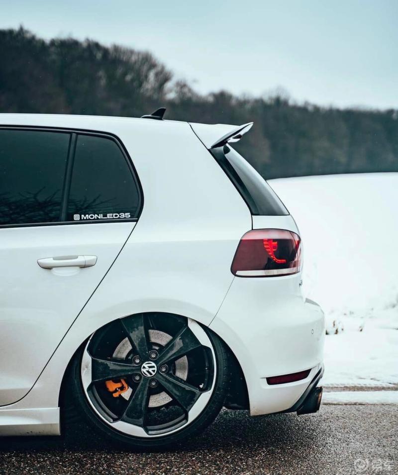 每日一帖# 分享一辆gti的低趴之美.