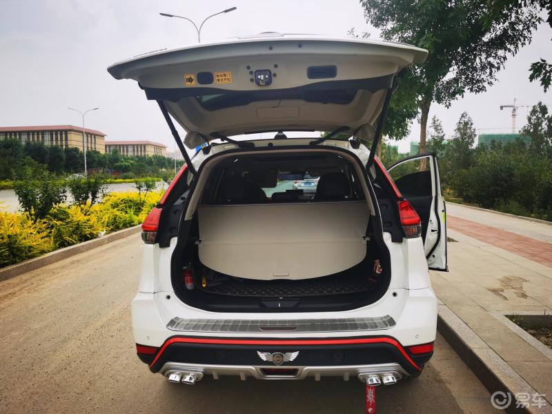 奇骏电动尾门功能非常不错
