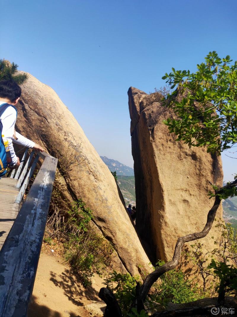 千山乾隆栈道图片