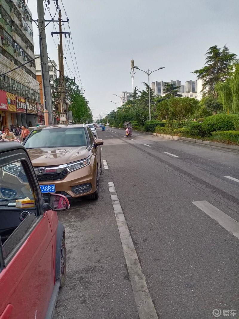 车主聊早晚高峰6月12日上午8点河南平顶山市诚朴路全段交通畅通无阻