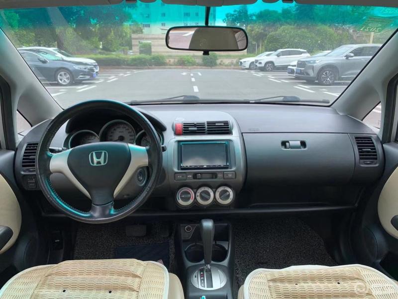 每日油耗这是一台07年的老车了第一代本田飞度gd3本田车型真是省油加