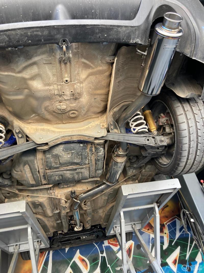 八代思域之走街进化易起露营第一辆投入心思的车从短簧小包围的小白到