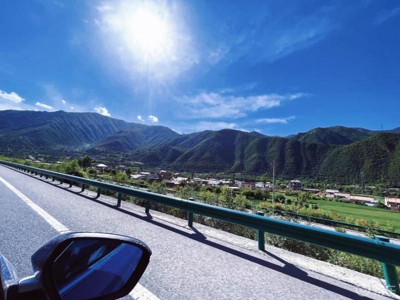 夏至,是枝叶的绿,西瓜的甜,是旅途中,心情愉快的你.赶快抓紧浪起来