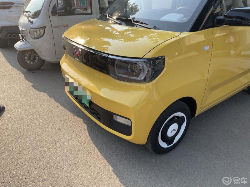 接娃放学偶遇mini小黄鸭_五菱宏光mini ev社区_易车社区