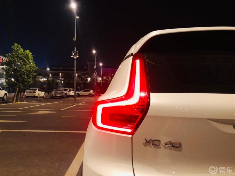 车尾灯#沃尔沃xc40维京之斧尾灯好看吗?