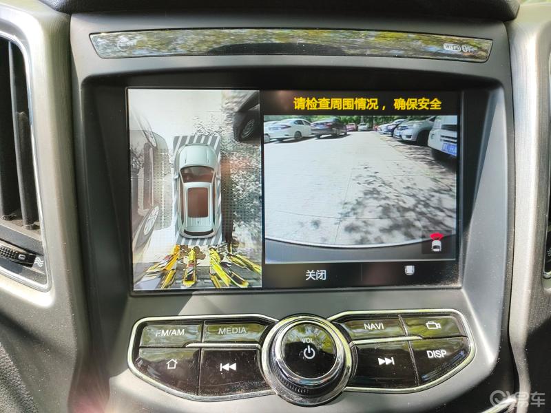 江苏长安cs75车友会从停车难看长安cs75的360全景影像系统的必要性