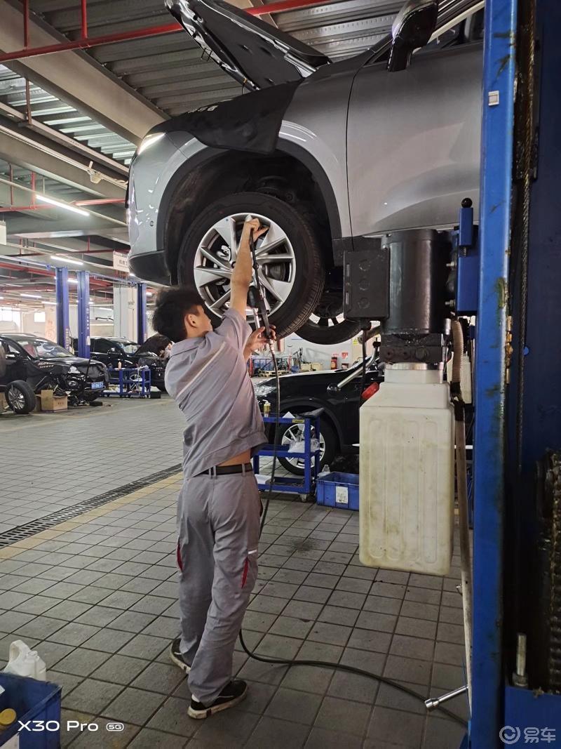 第三代哈弗h6保养买车半年还没跑到5000公里到了6个月的首保时间了把