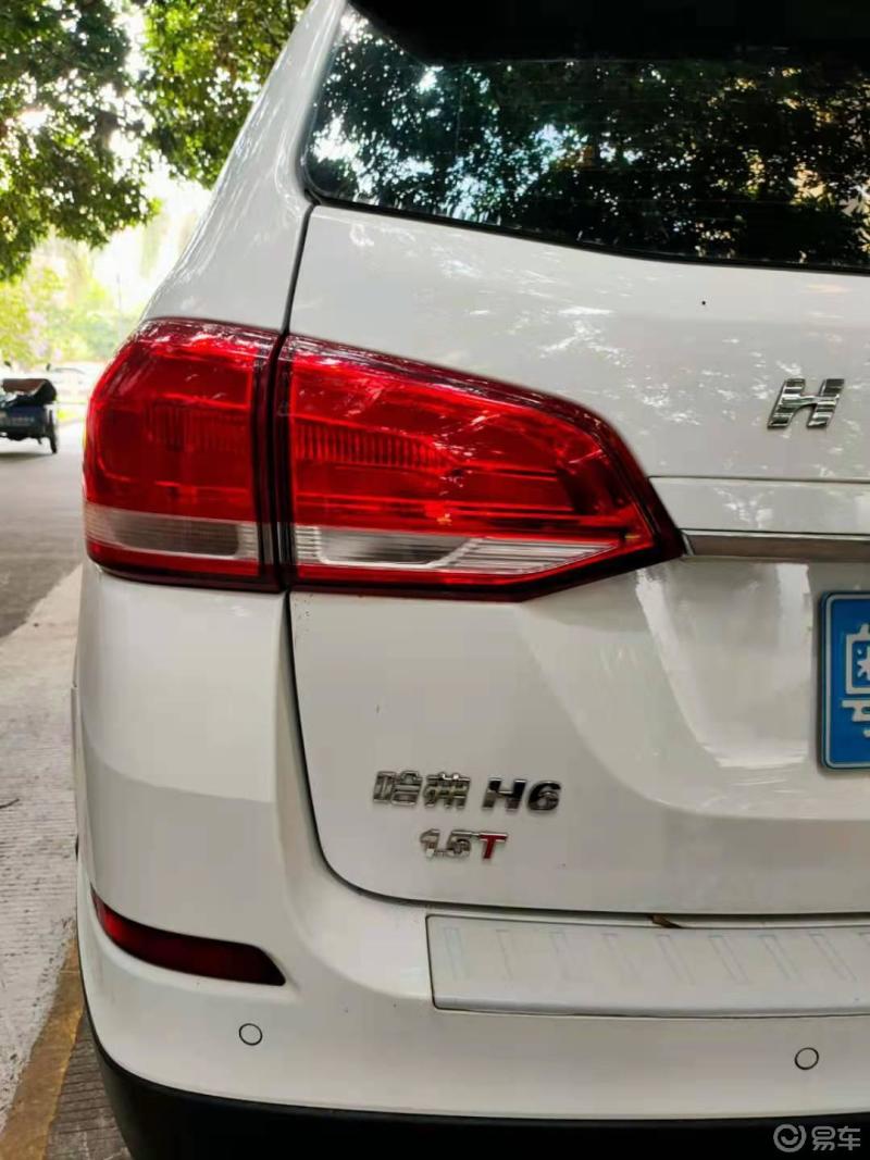 车尾灯#哈弗神车h6尾灯简单而奢华有内涵,很不错的suv.