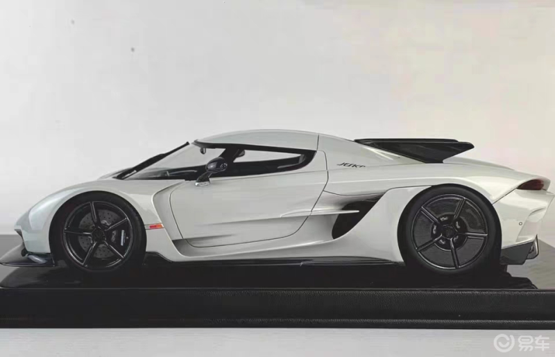 每日一帖科尼塞克jeskoabsolut限量版