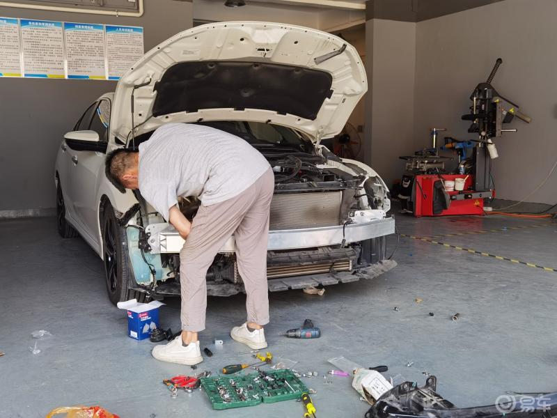 思域换前后防撞梁多图